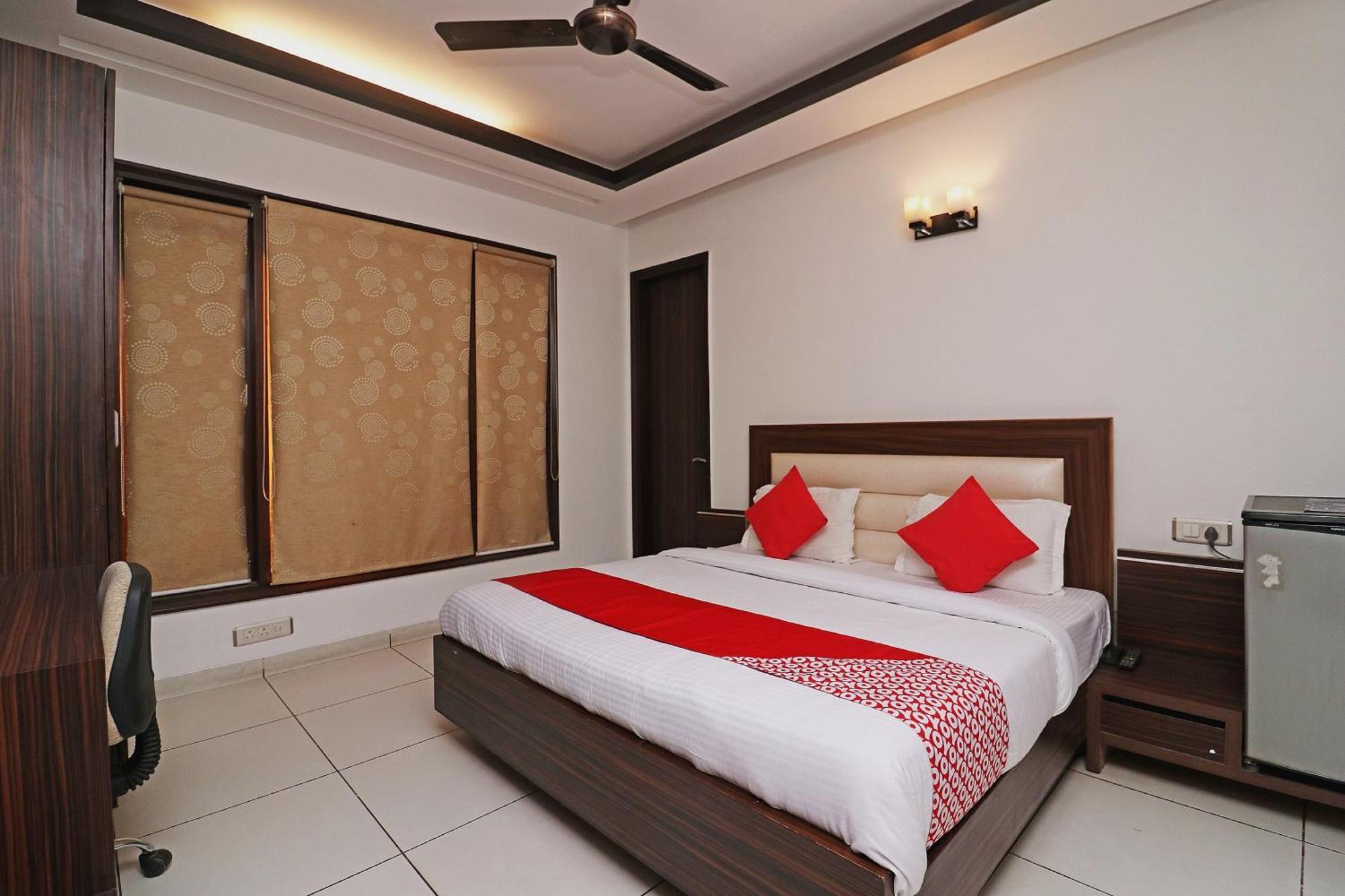Wonderland Inn Near Aravali Biodiversity Park Gurgaon Exterior foto